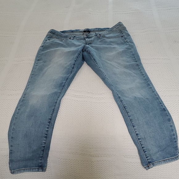 Mossimo Supply Co. Denim - Jeans